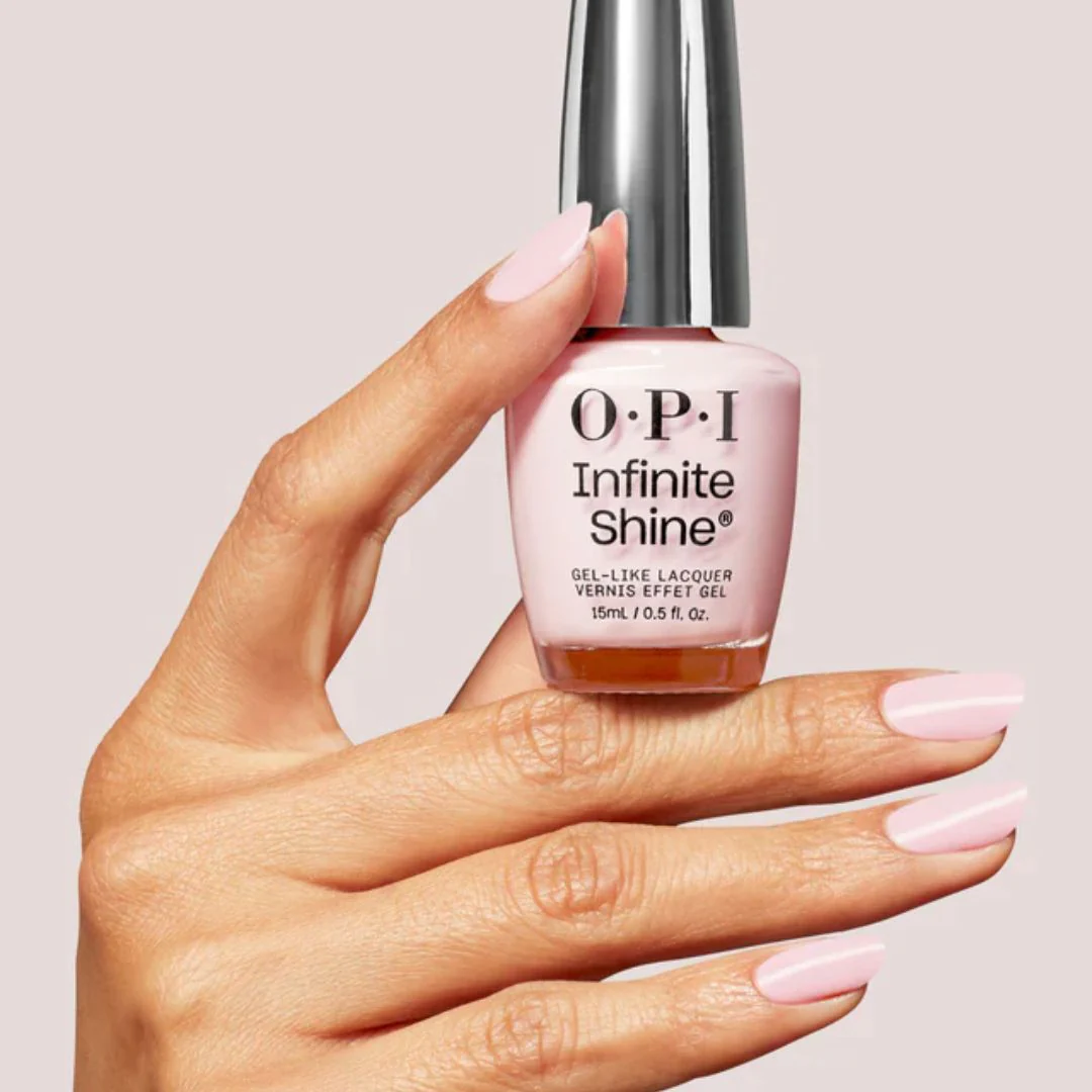 OPI Infinite Shine Lavender Bath 15ml - Image 4